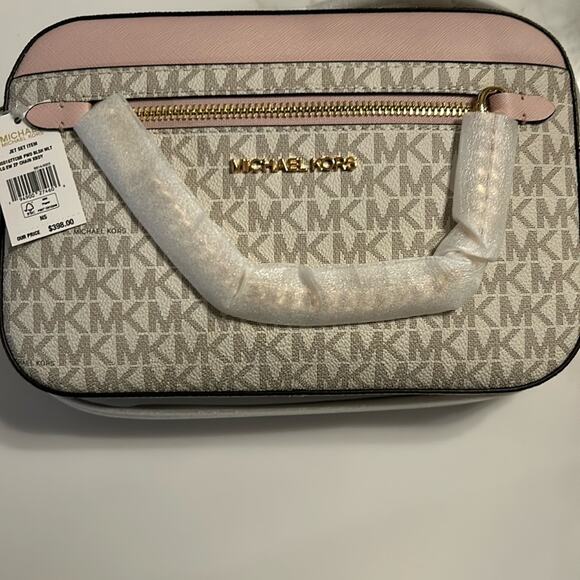 MICHAEL Kors Pink /White Jet Set Large Logo Crossbody Bag NWT - Picture 7 of 7